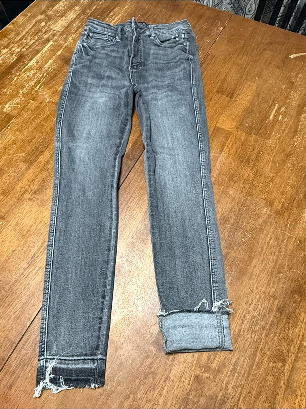 Judy Blue Womenβs 7/28 Gray Skinny Jeans Distressed Raw Hem Stretch Denim